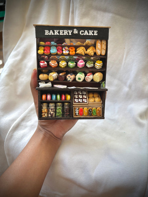 Miniature Bakery & Cake shop display