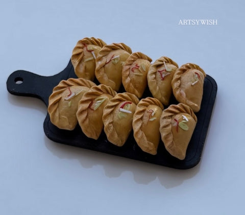 Kesar Gujiya