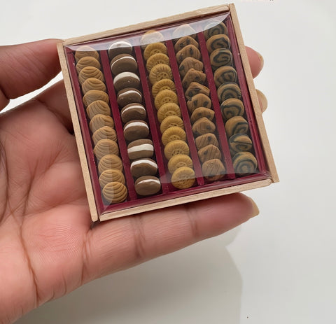 Biscuit Box
